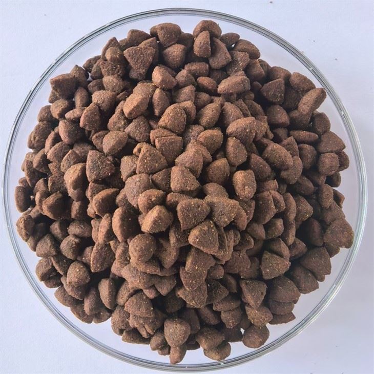 Natural Crunchy Dry Cat Food factory